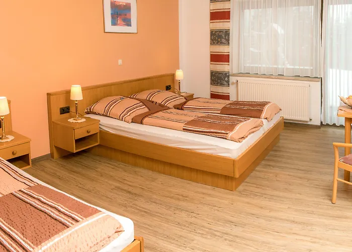 בית הארחה Gaestehaus Weber